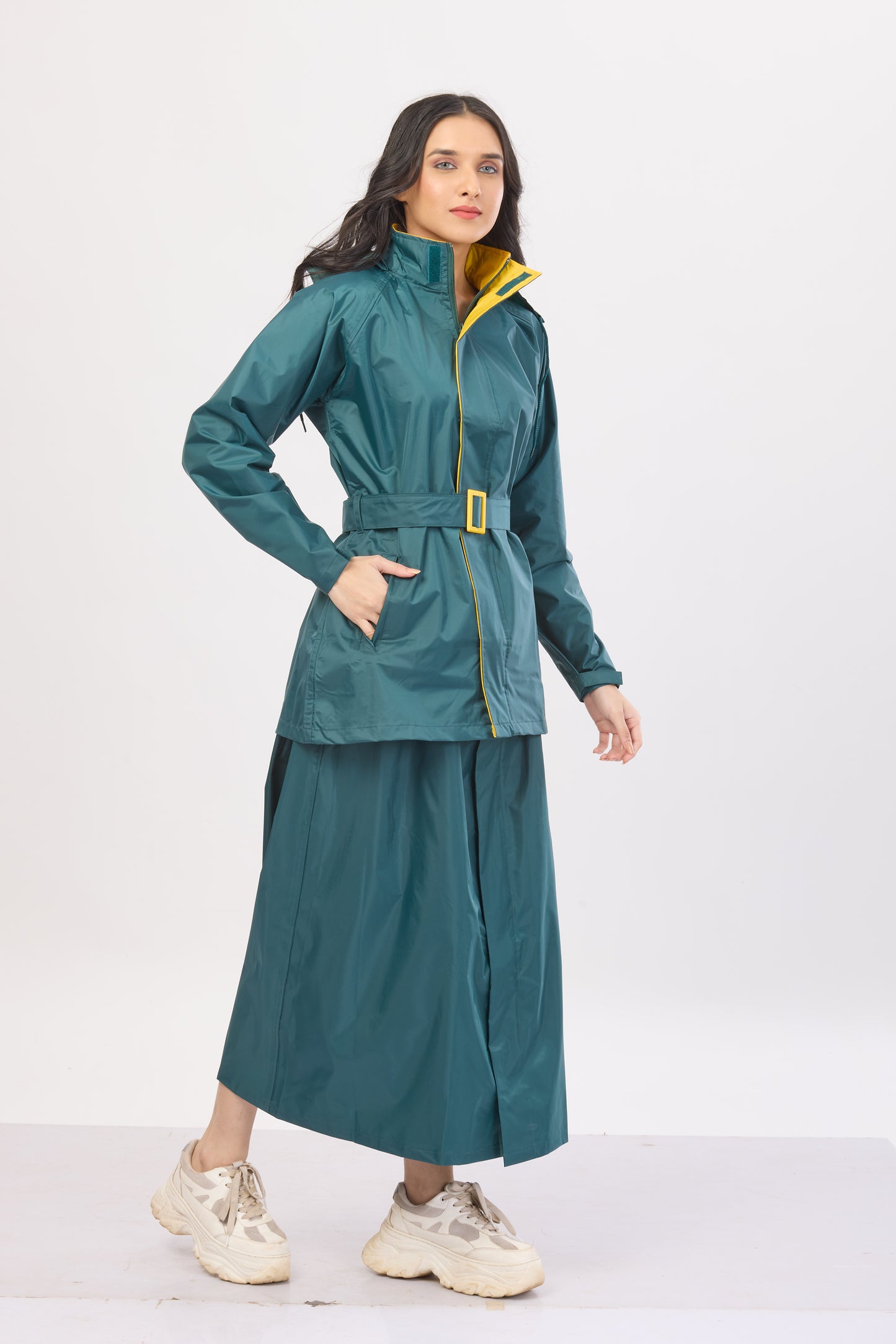 Diva Skirt Suit Bottle Green