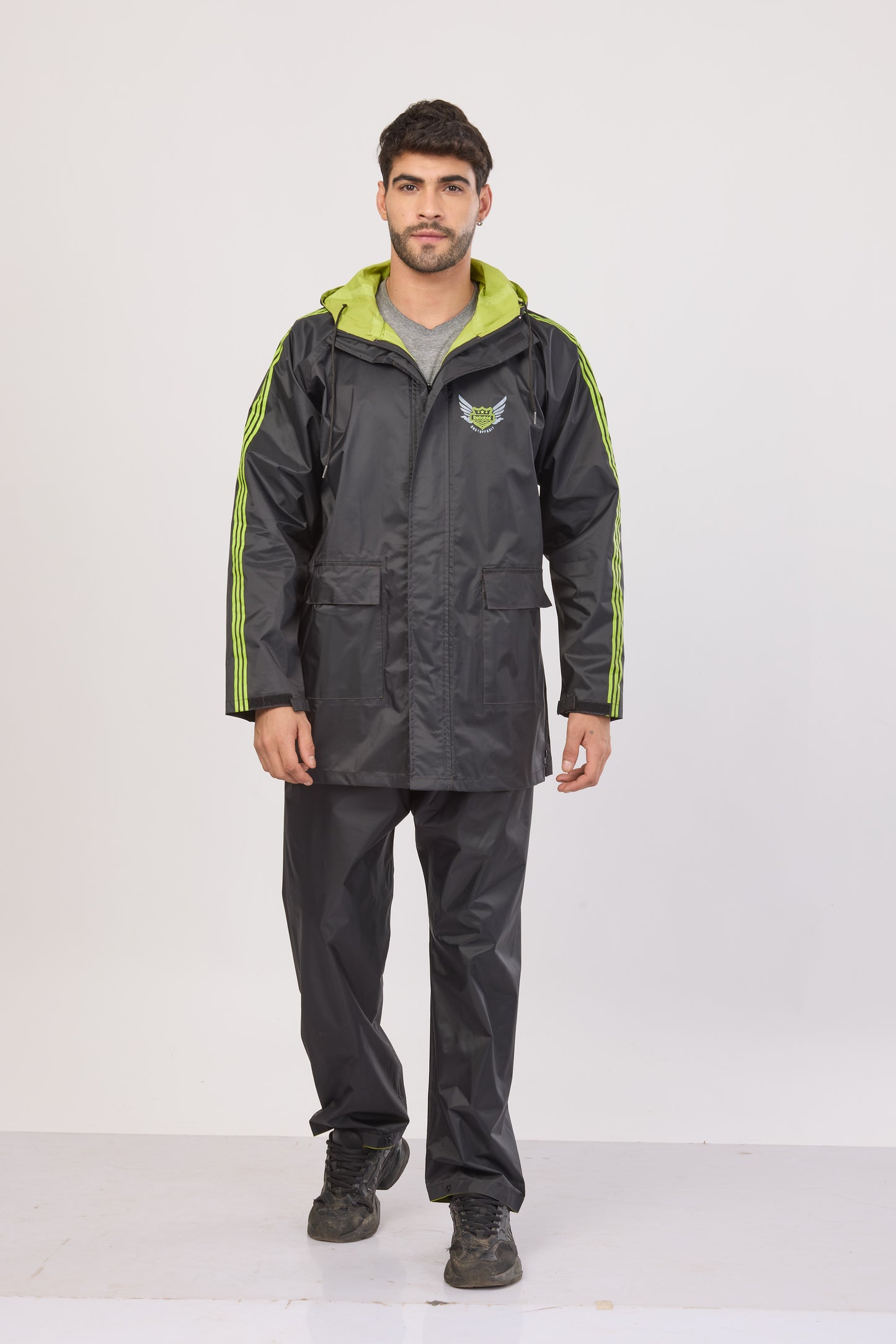 Magnum Suit Black