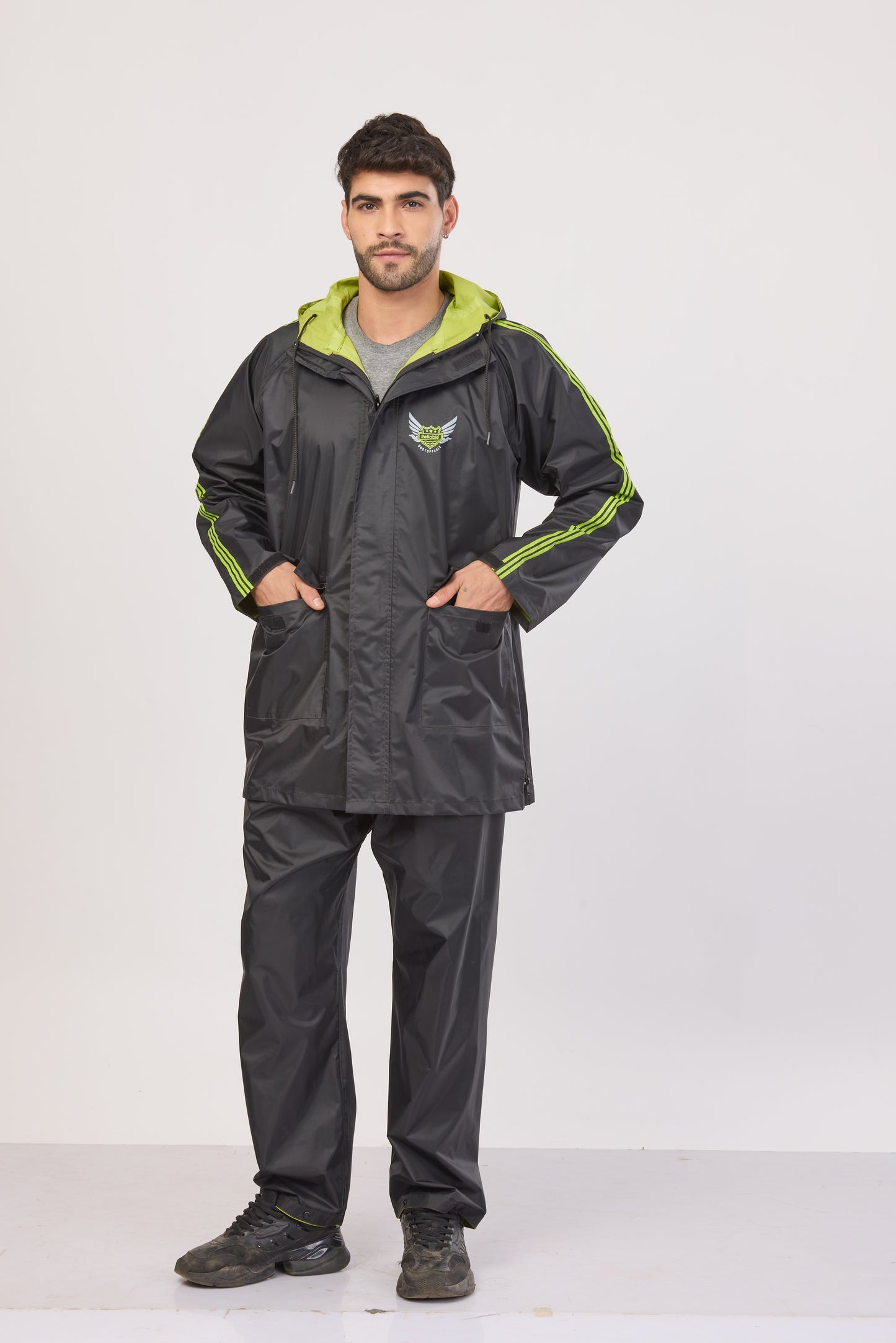 Magnum Suit Black