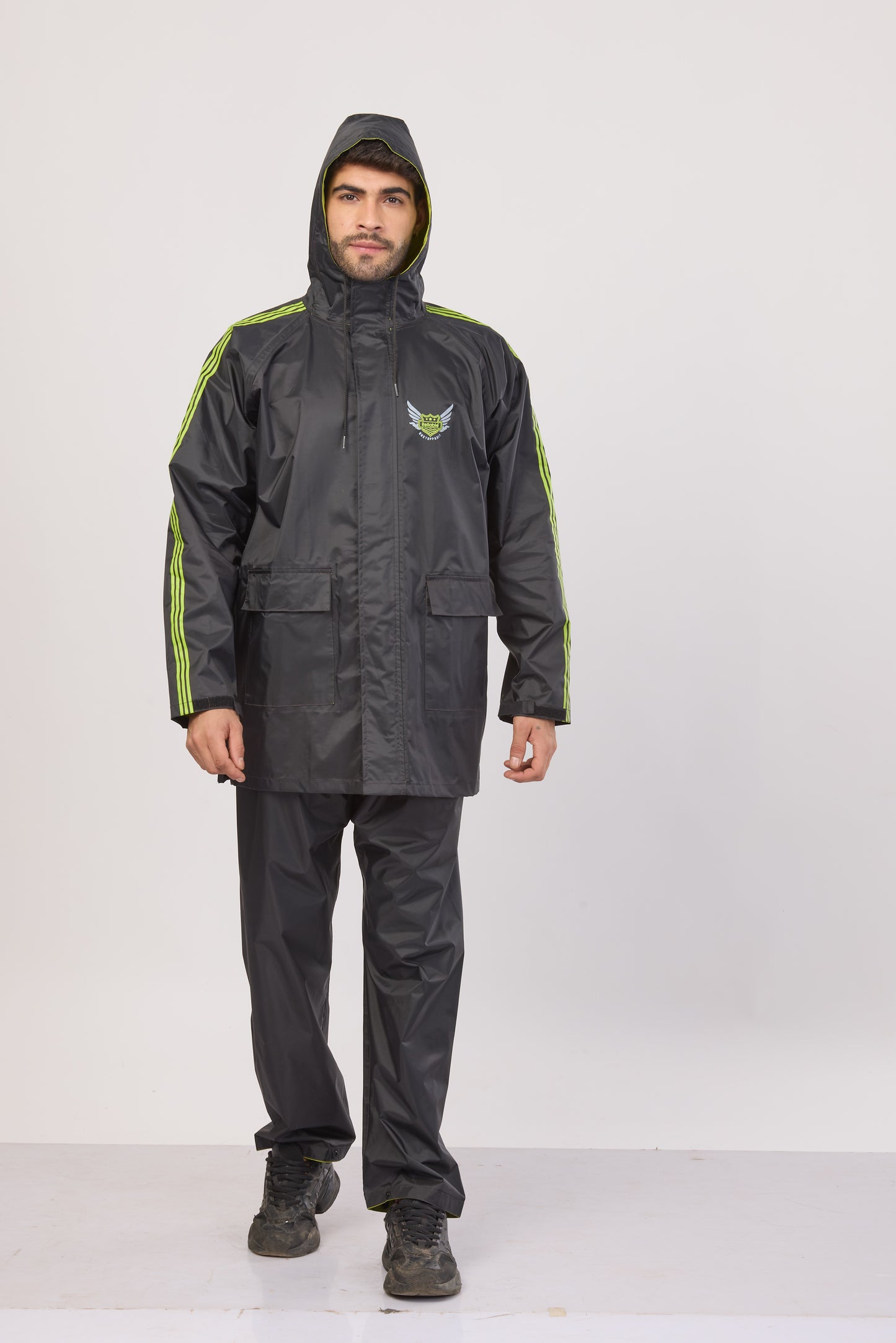 Magnum Suit Black