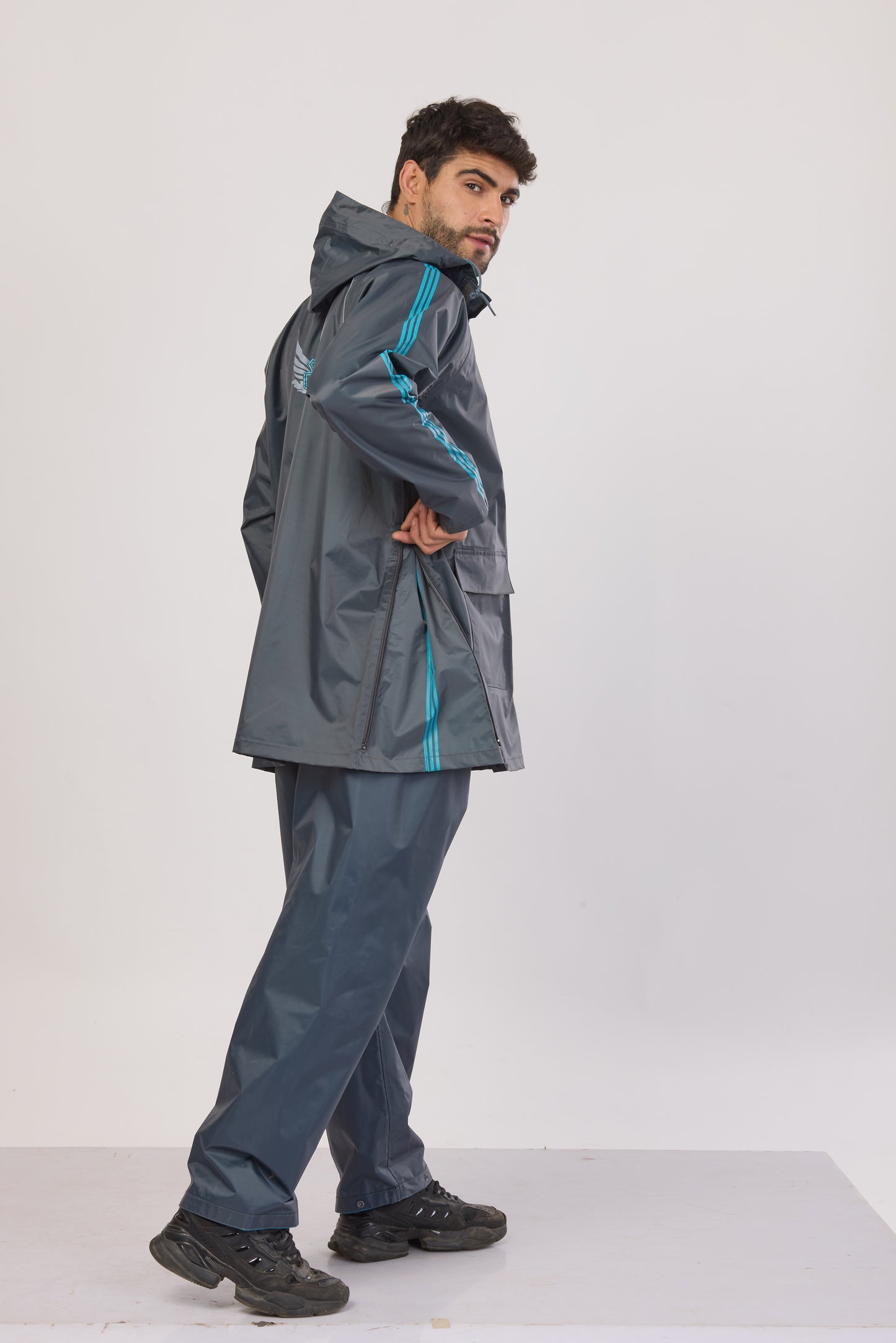 Magnum Suit Dark Grey