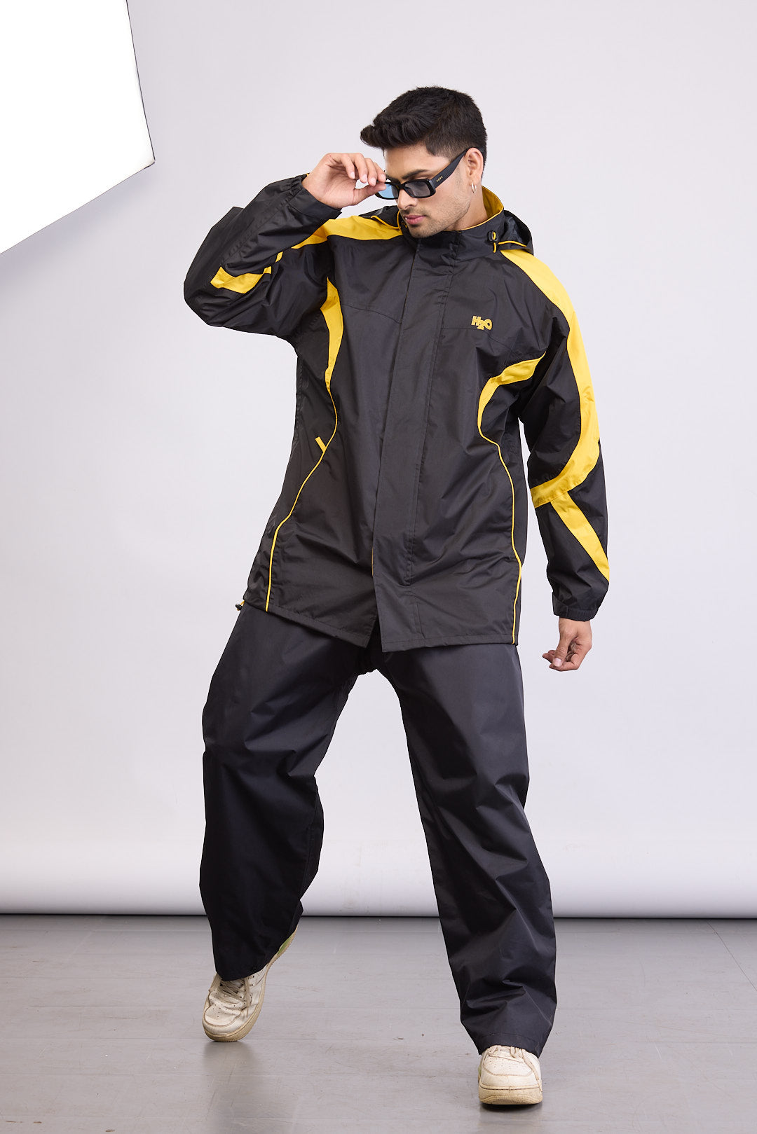 H2O RS 2501 Suit Black