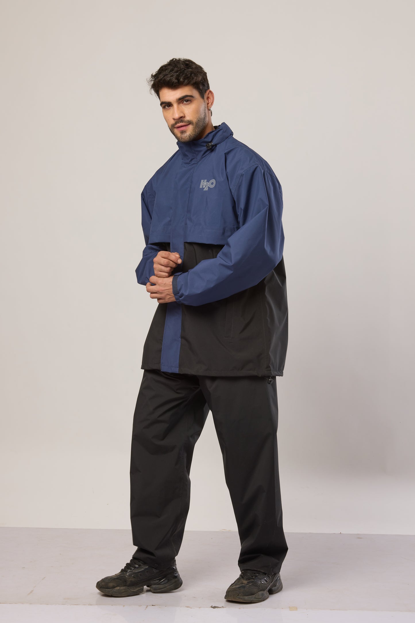 Reliable Rainwear stylish breathable rain jacket