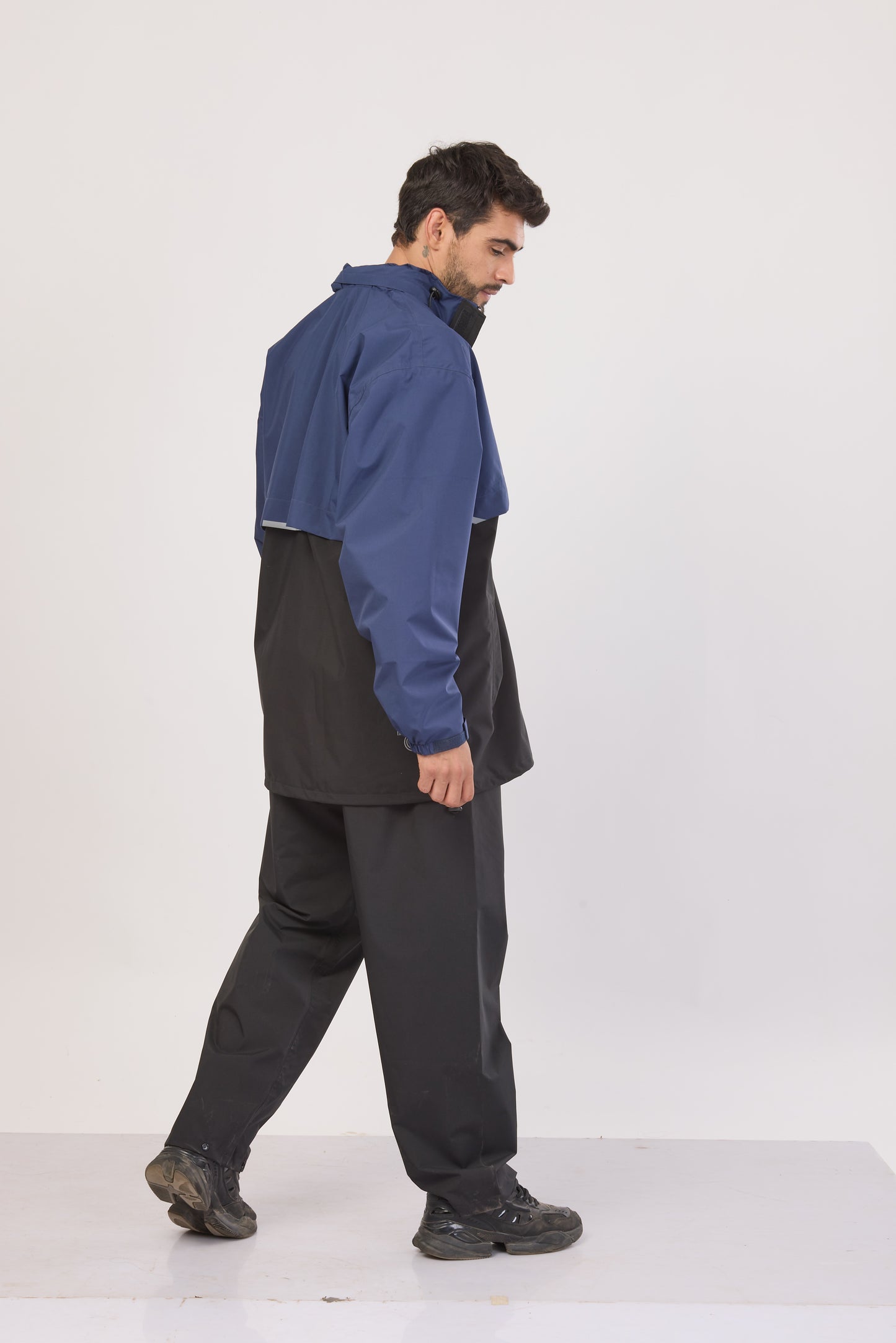 Reliable Rainwear outdoor adventure raincoat