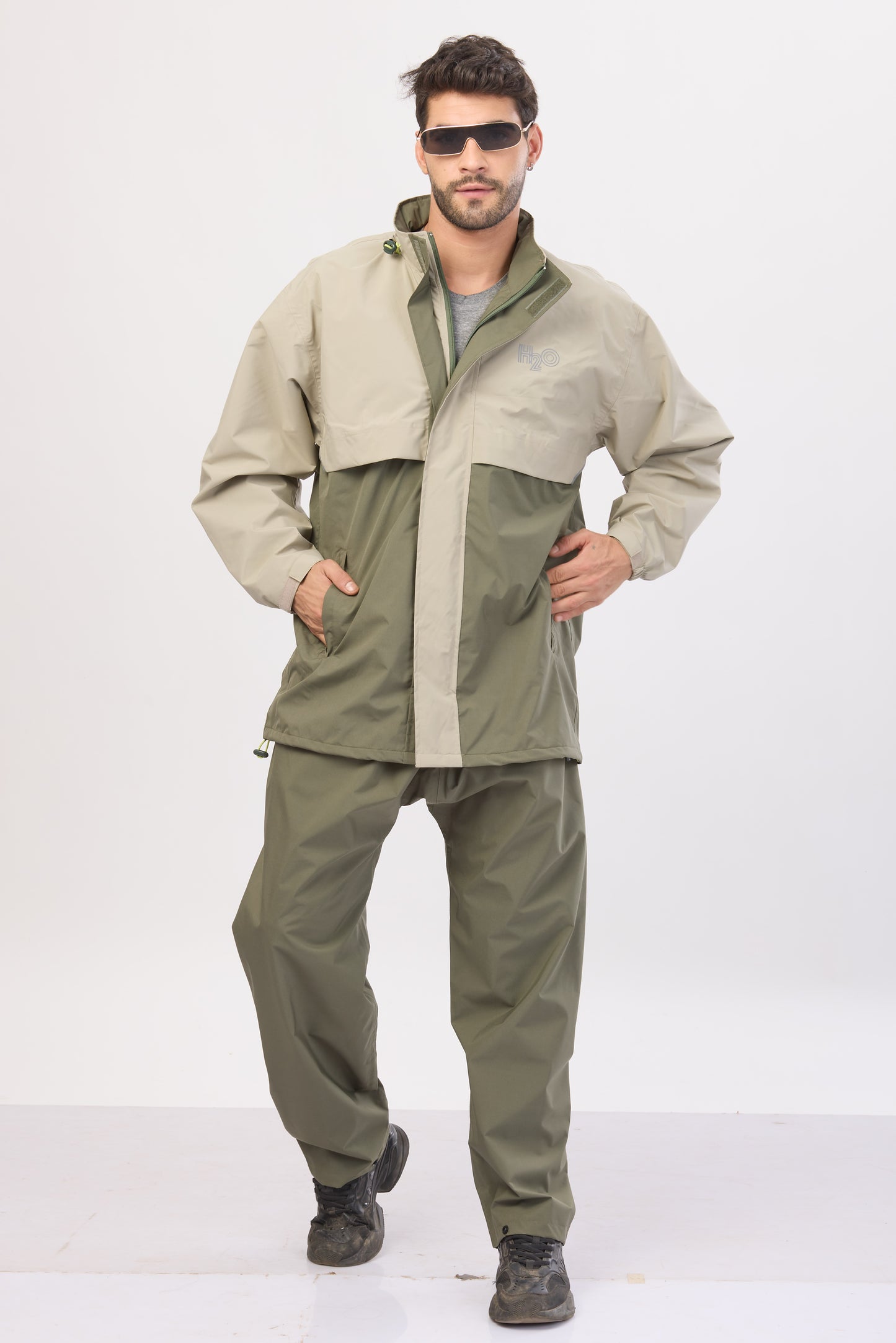 Reliable Rainwear stylish waterproof jacket