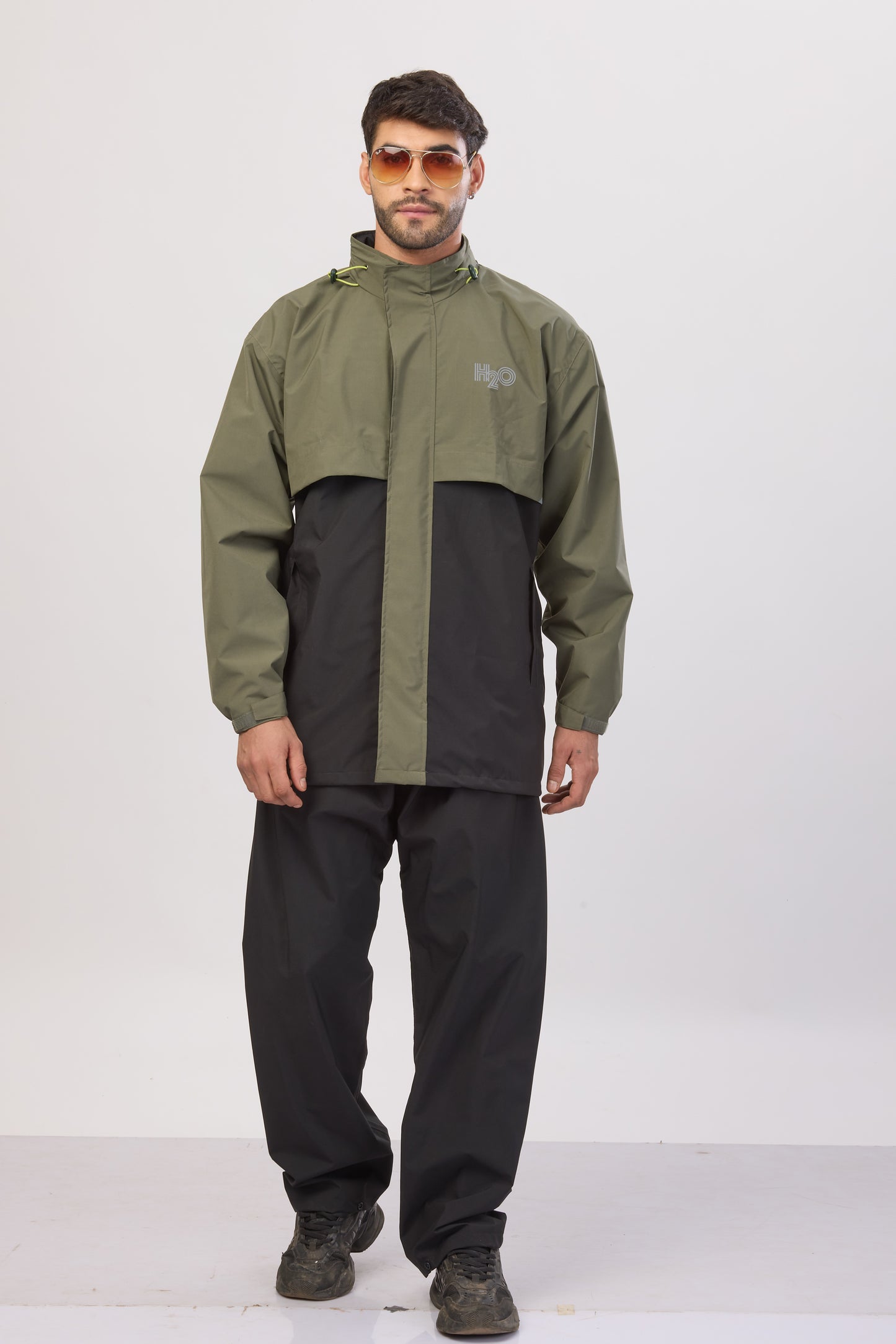 H2O Signature Suit Black-Olive