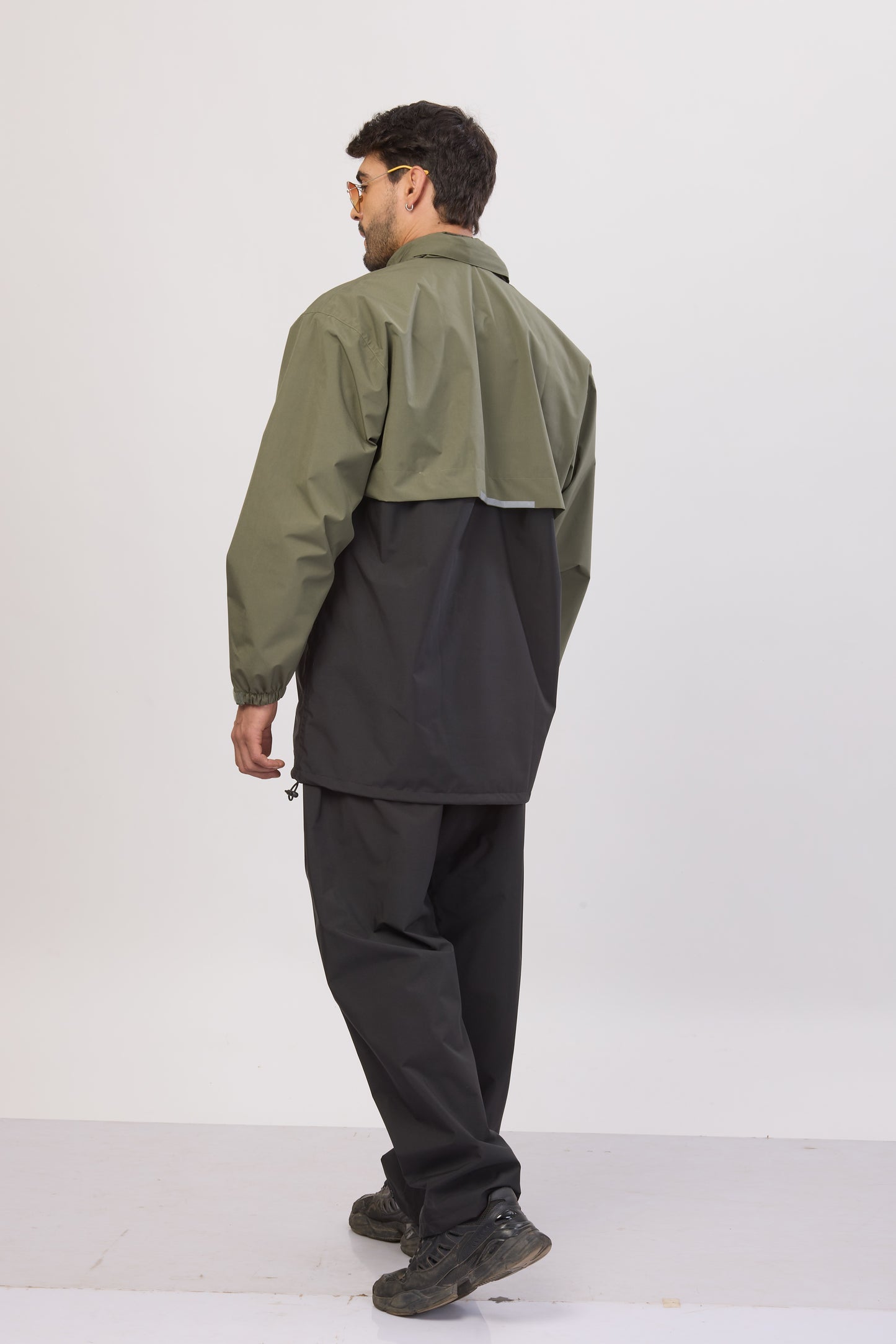 H2O Signature Suit Black-Olive