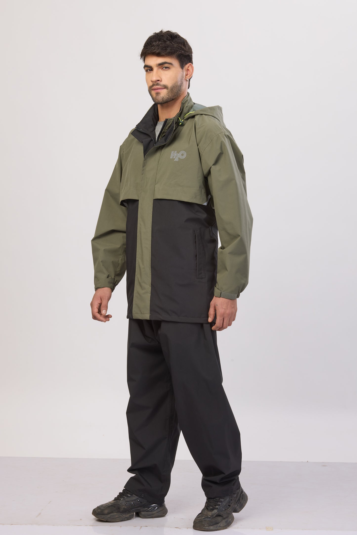H2O Signature Suit Black-Olive