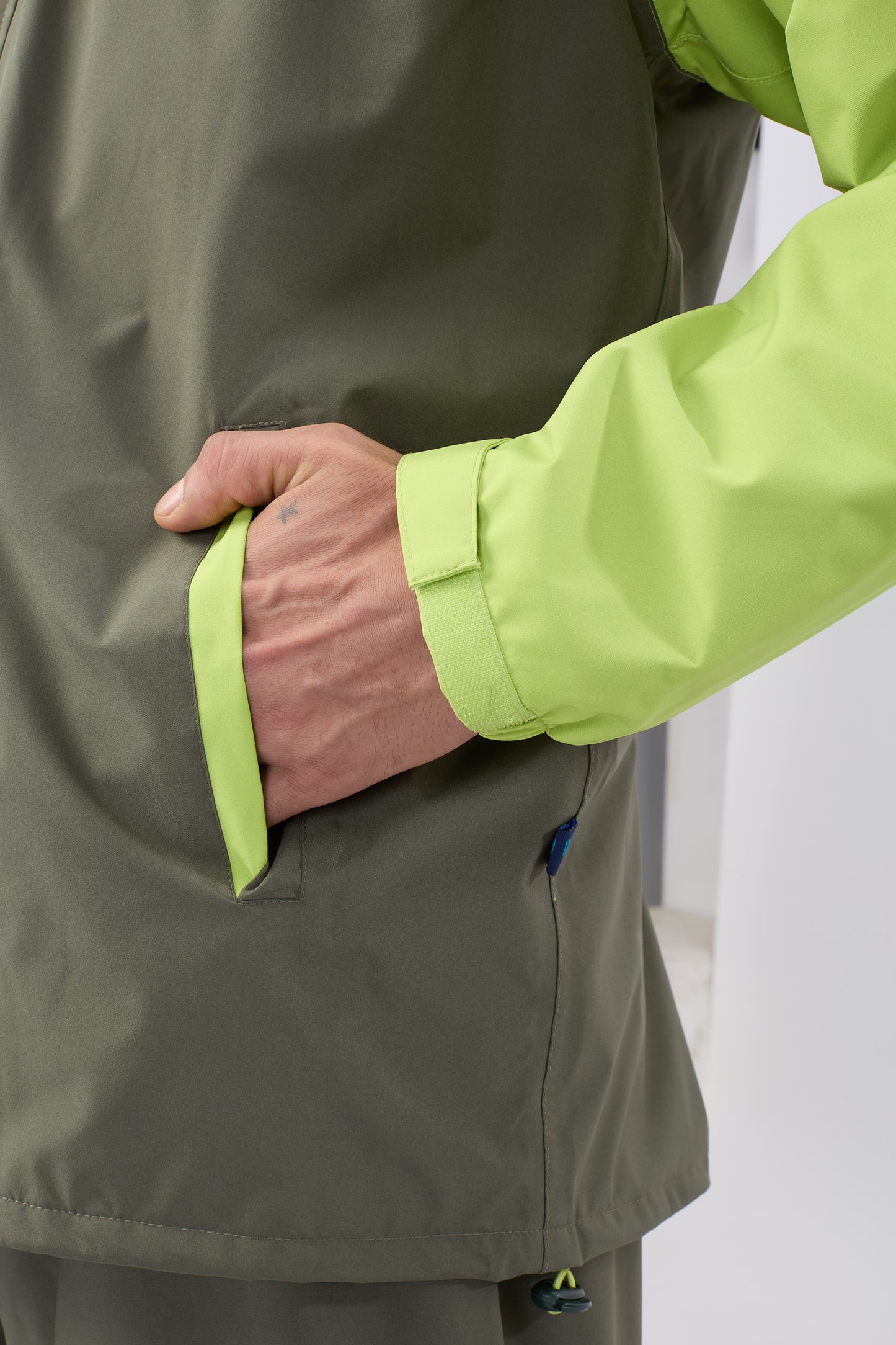FeatherLite Suit M.Green