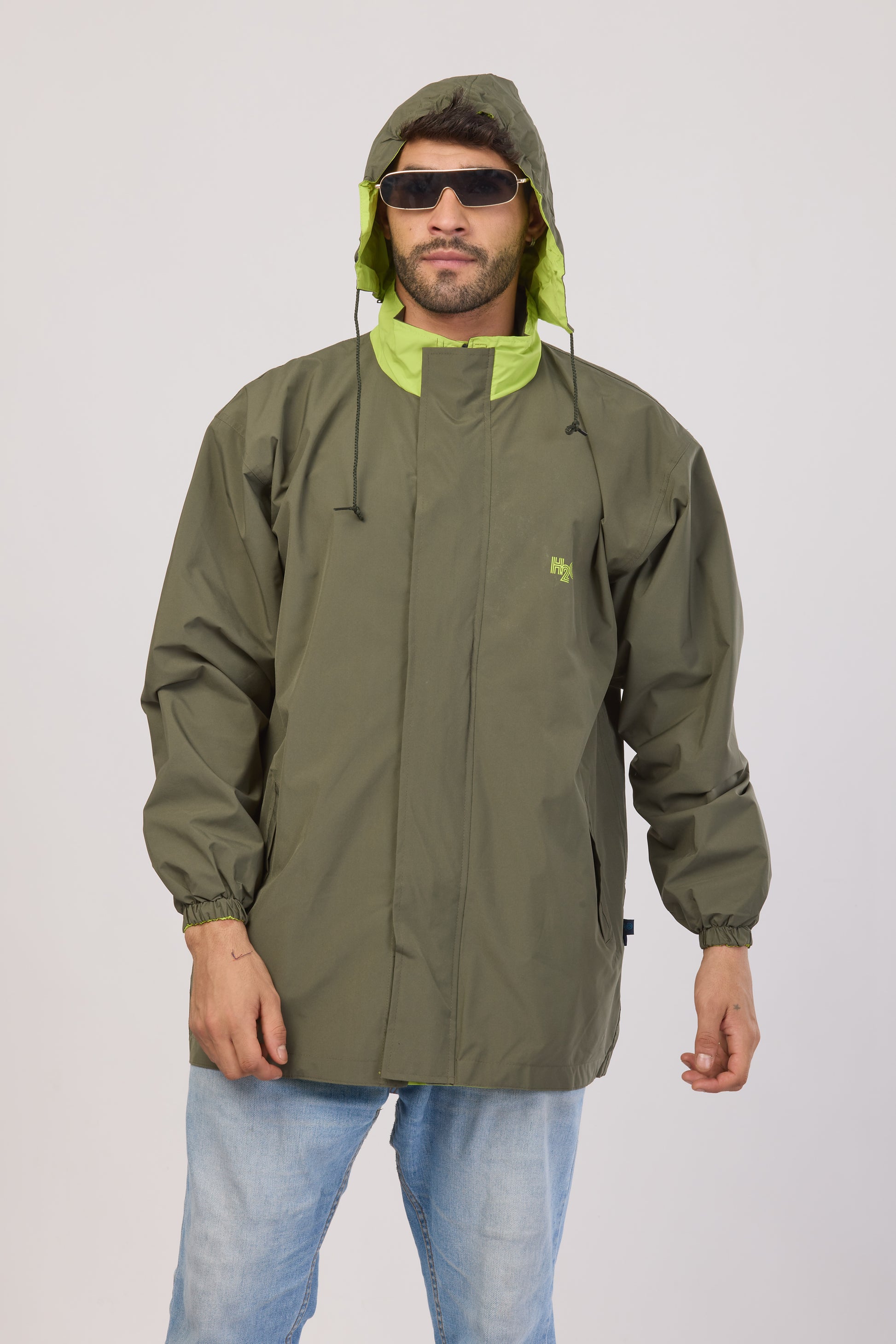 Reliable Rainwear hooded travel raincoat